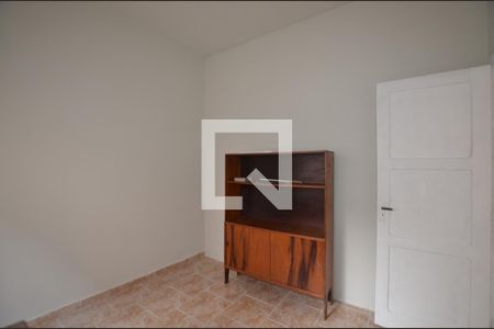 Casa à venda com 225m², 3 quartos e 3 vagasQuarto edícula 