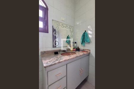 Casa à venda com 300m², 3 quartos e 2 vagasBanheiro