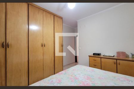 Casa à venda com 300m², 3 quartos e 2 vagasSuíte 2