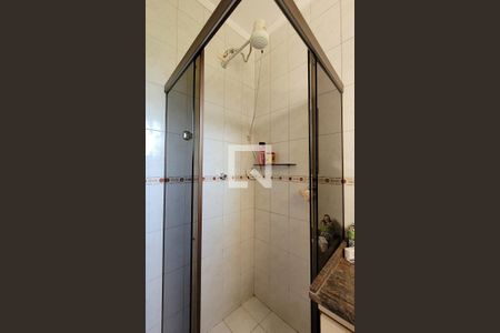 Casa à venda com 300m², 3 quartos e 2 vagasBanheiro da suíte