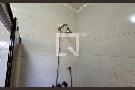 Casa à venda com 300m², 3 quartos e 2 vagasBanheiro