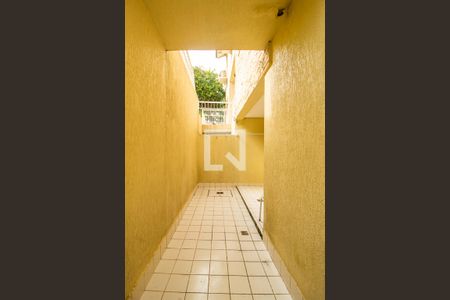 Casa de condomínio à venda com 243m², 4 quartos e 2 vagas Casa de condomínio à venda com 243m², 4 quartos e 2 vagasÁrea de Serviço