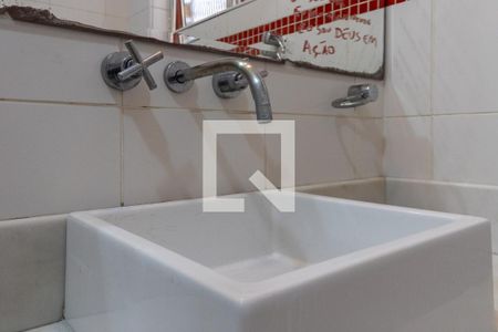 Casa à venda com 600m², 4 quartos e 4 vagas Casa à venda com 600m², 4 quartos e 4 vagasBanheiro