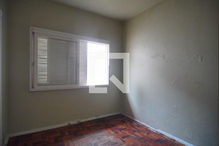 Casa à venda com 324m², 4 quartos e 5 vagas Casa à venda com 324m², 4 quartos e 5 vagasQuarto 2