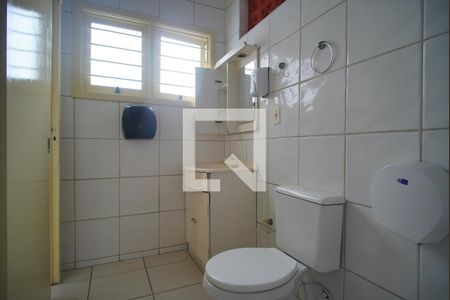 Casa à venda com 324m², 4 quartos e 5 vagas Casa à venda com 324m², 4 quartos e 5 vagasBanheiro Área gourmet