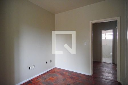 Casa à venda com 324m², 4 quartos e 5 vagas Casa à venda com 324m², 4 quartos e 5 vagasQuarto 4