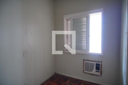 Casa à venda com 324m², 4 quartos e 5 vagas Casa à venda com 324m², 4 quartos e 5 vagasQuarto 3