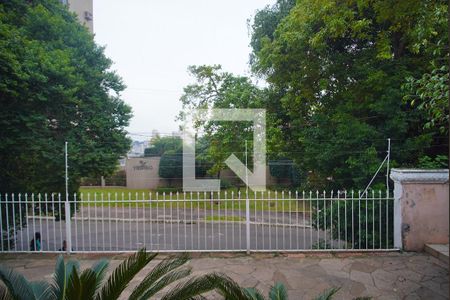 Casa à venda com 324m², 4 quartos e 5 vagas Casa à venda com 324m², 4 quartos e 5 vagasVista do Quarto 4