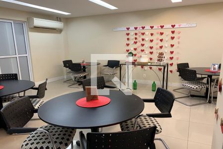 Apartamento para alugar com 108m², 3 quartos e 1 vagaÁrea comum