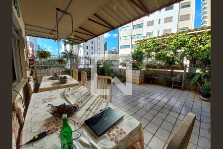 Apartamento à venda com 321m², 5 quartos e 1 vagaSacada