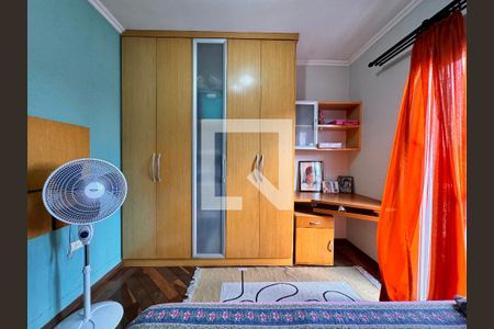 Casa à venda com 239m², 4 quartos e 4 vagas Casa à venda com 239m², 4 quartos e 4 vagasQuarto 3
