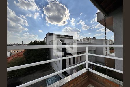 Casa à venda com 239m², 4 quartos e 4 vagas Casa à venda com 239m², 4 quartos e 4 vagasSacada