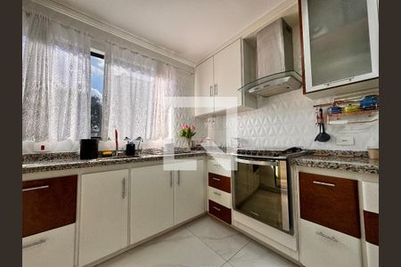 Casa à venda com 239m², 4 quartos e 4 vagas Casa à venda com 239m², 4 quartos e 4 vagasCozinha