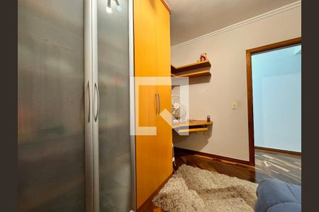 Casa à venda com 239m², 4 quartos e 4 vagas Casa à venda com 239m², 4 quartos e 4 vagasQuarto 2