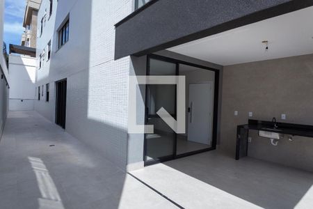 Apartamento à venda com 266m², 4 quartos e 3 vagasarea privativa - varanda