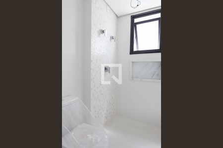 Apartamento à venda com 266m², 4 quartos e 3 vagasBanheiro semi suite 1- 2