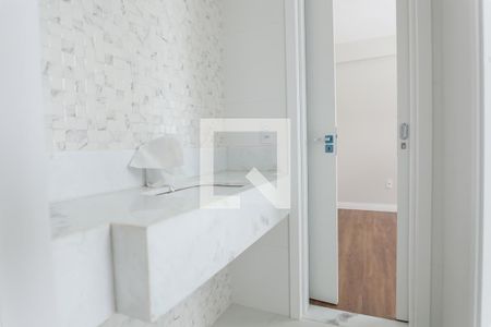 Apartamento à venda com 266m², 4 quartos e 3 vagasBanheiro semi suite 1- 2