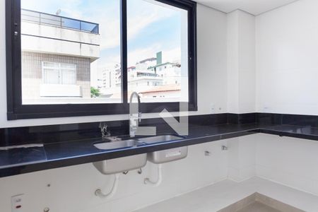 Apartamento à venda com 264m², 4 quartos e 3 vagasCozinha