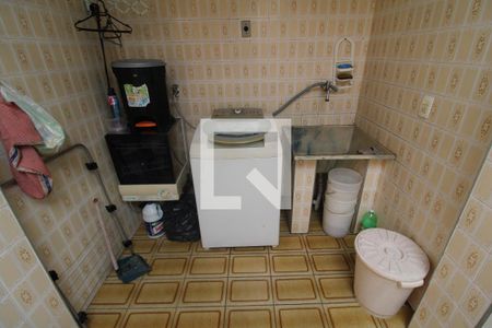 Casa à venda com 300m², 5 quartos e 2 vagasÁrea de Serviço