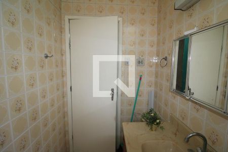 Casa à venda com 300m², 5 quartos e 2 vagasBanheiro 2