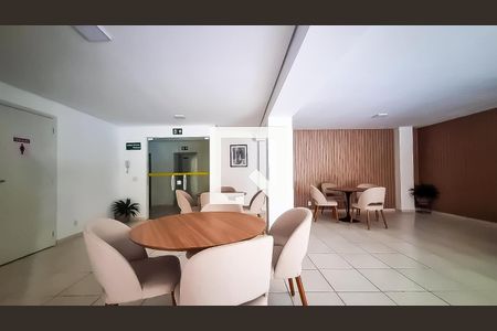 Apartamento à venda com 46m², 2 quartos e 1 vaga Apartamento à venda com 46m², 2 quartos e 1 vagaÁrea comum - Salão de festas