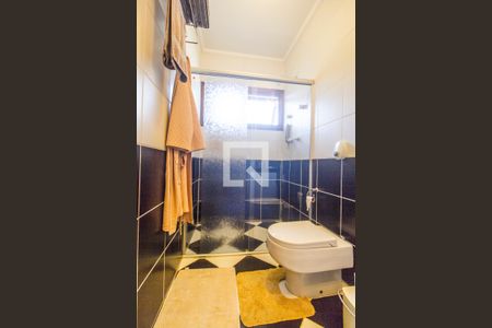 Apartamento à venda com 320m², 3 quartos e 4 vagas Apartamento à venda com 320m², 3 quartos e 4 vagasDetalhe do Banheiro da Suite