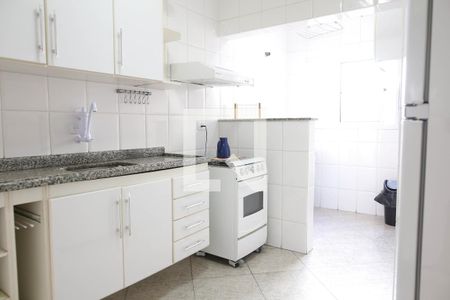 Apartamento à venda com 68m², 2 quartos e 2 vagas Apartamento à venda com 68m², 2 quartos e 2 vagasCozinha e Área de Serviço