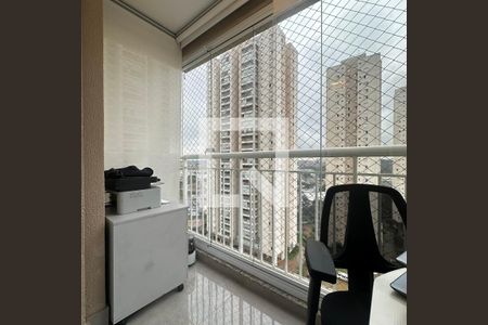 Apartamento à venda com 171m², 3 quartos e 3 vagasSacada da Suíte 1