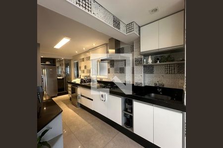 Apartamento à venda com 171m², 3 quartos e 3 vagasCozinha