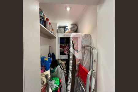 Apartamento à venda com 171m², 3 quartos e 3 vagasDispensa da Área de Serviço