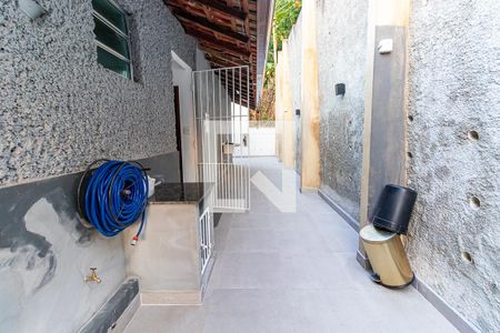 Casa à venda com 5000m², 4 quartos e 5 vagas Casa à venda com 5000m², 4 quartos e 5 vagasÁrea de Serviço