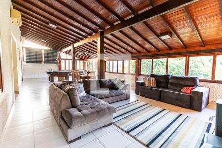 Casa à venda com 5000m², 4 quartos e 5 vagas Casa à venda com 5000m², 4 quartos e 5 vagas Andar Superior Sala 3