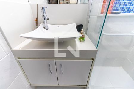 Casa à venda com 5000m², 4 quartos e 5 vagas Casa à venda com 5000m², 4 quartos e 5 vagasBanheiro Quarto 1