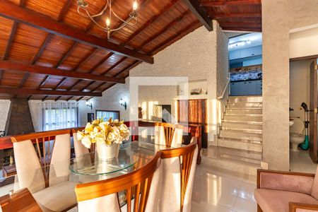 Casa à venda com 5000m², 4 quartos e 5 vagas Casa à venda com 5000m², 4 quartos e 5 vagasSala 2