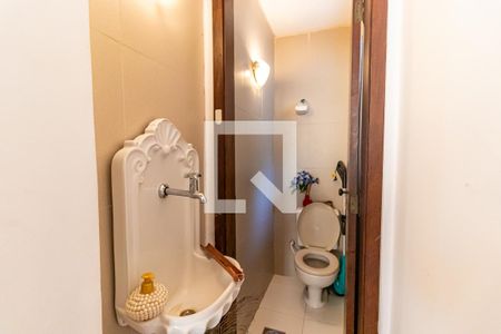 Casa à venda com 5000m², 4 quartos e 5 vagas Casa à venda com 5000m², 4 quartos e 5 vagasLavabo Da Sala 2