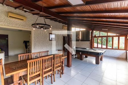 Casa à venda com 5000m², 4 quartos e 5 vagas Casa à venda com 5000m², 4 quartos e 5 vagas Andar Superior Sala 3