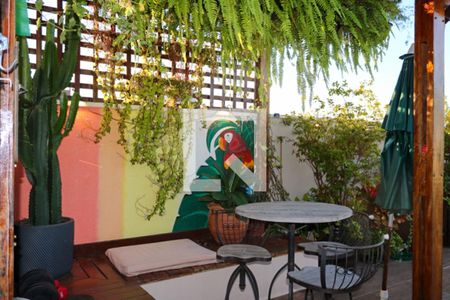 Apartamento à venda com 120m², 2 quartos e 2 vagasTerraço