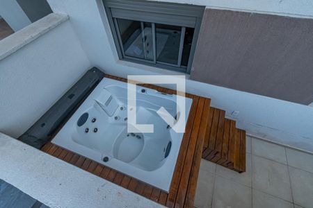 Apartamento à venda com 97m², 2 quartos e 2 vagasJacuzzi