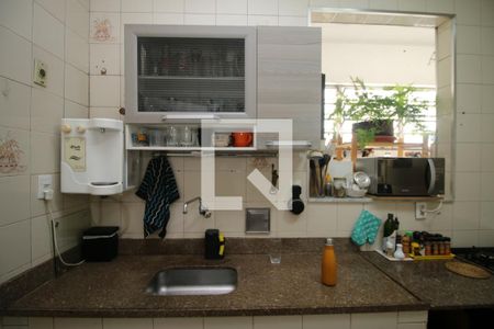 Apartamento à venda com 120m², 3 quartos e sem vagaCozinha