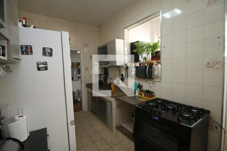 Apartamento à venda com 120m², 3 quartos e sem vagaCozinha