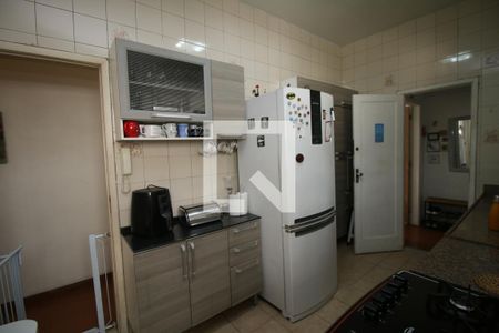 Apartamento à venda com 120m², 3 quartos e sem vagaCozinha