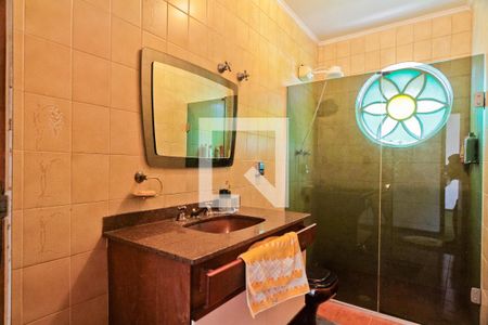 Casa à venda com 310m², 4 quartos e 2 vagas Casa à venda com 310m², 4 quartos e 2 vagasBanheiro