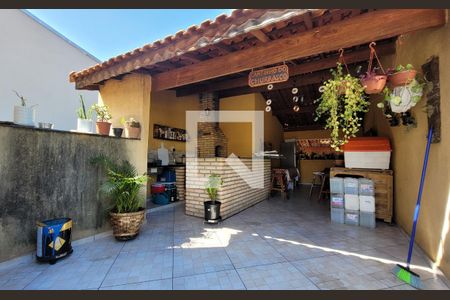 Casa à venda com 147m², 2 quartos e 2 vagasArea externa