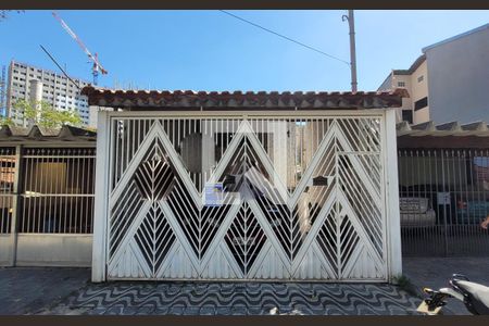 Casa à venda com 147m², 2 quartos e 2 vagasFachada