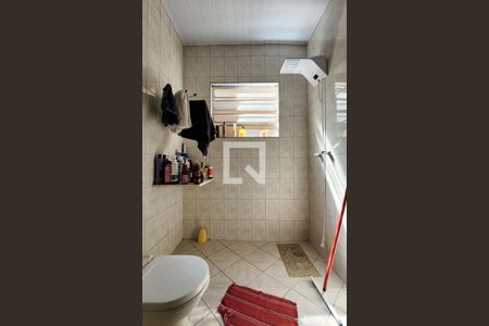 Casa à venda com 147m², 2 quartos e 2 vagasBanheiro