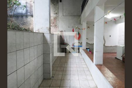 Casa à venda com 302m², 5 quartos e 4 vagasQuintal