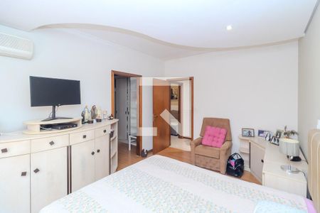 Casa para alugar com 500m², 5 quartos e 8 vagasQuarto Suíte 1