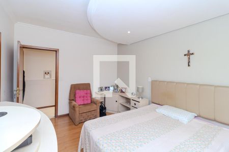 Casa para alugar com 500m², 5 quartos e 8 vagasQuarto Suíte 1