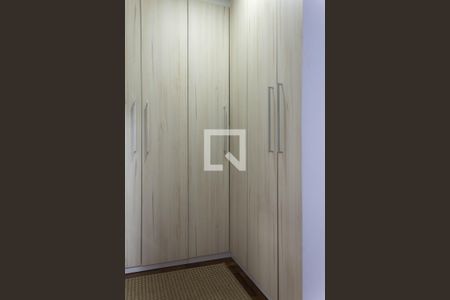 Casa à venda com 236m², 4 quartos e 2 vagasCloset da Suíte 1