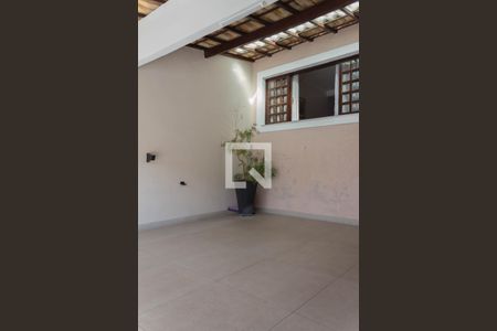 Casa à venda com 236m², 4 quartos e 2 vagasGaragem